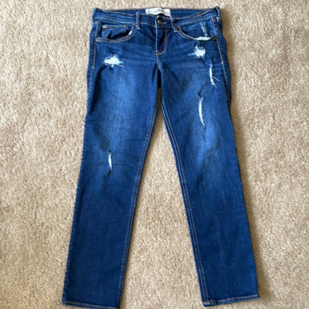 Hollister ladies jeans size 28